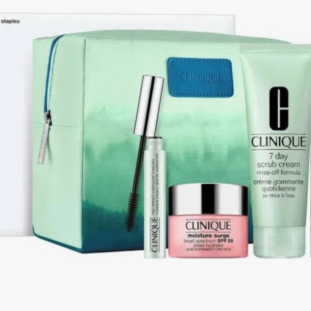 Clinique Sunny Day Skincare and Makeup Staples 5 pcs Full Size with Tote Bag. Va - Picture 2 of 9